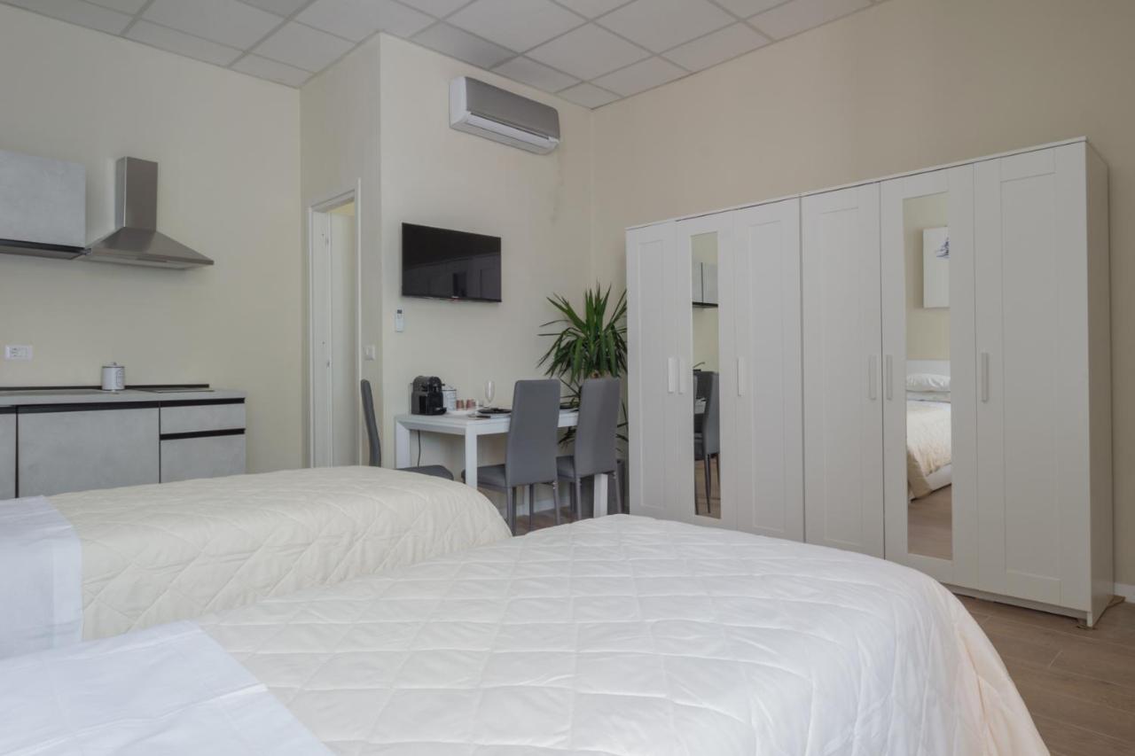 Center Rooms 피아첸차 외부 사진