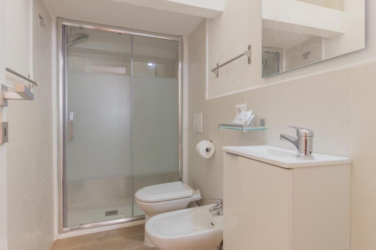Center Rooms 피아첸차 외부 사진
