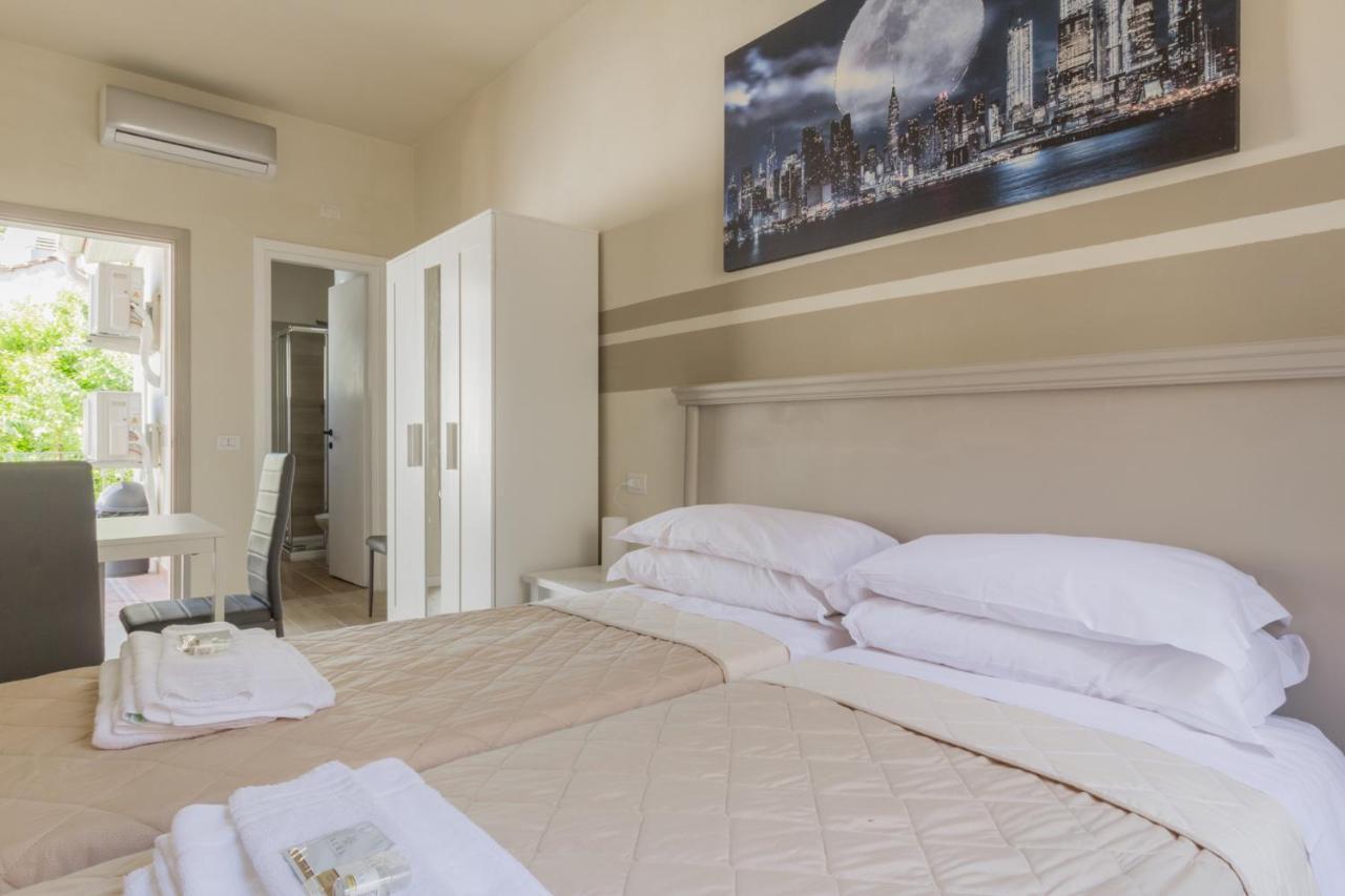 Center Rooms 피아첸차 외부 사진