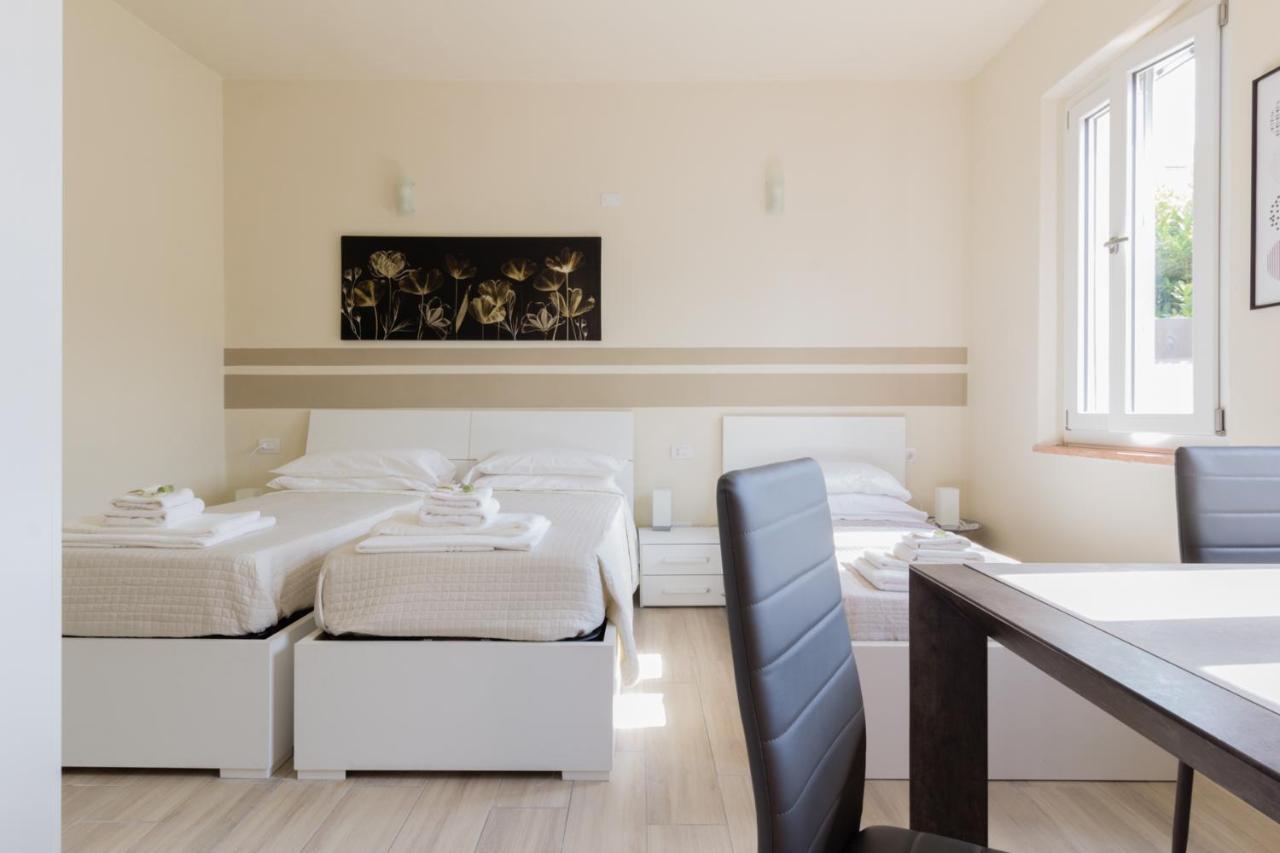 Center Rooms 피아첸차 외부 사진